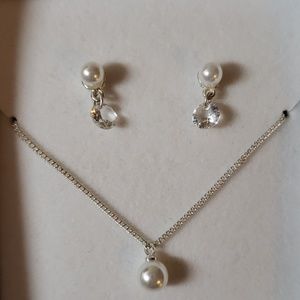 Jewelry - *Brand New*Macys | Pearl/Diamond necklace set Jewelry - *Brand New*Macys | Pearl/Diamond necklace set